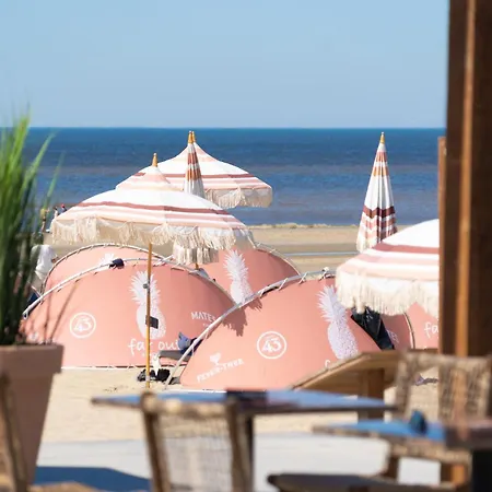 Sea Breeze Апартаменты